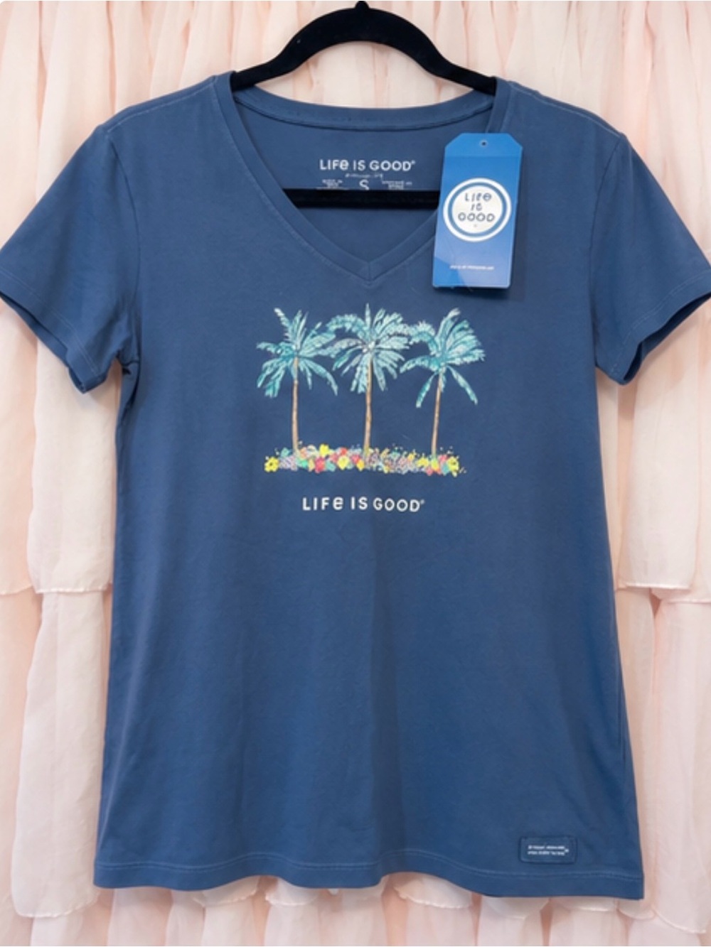 Life is Good Womens’ Blue Palm Tree V-Neck Tee